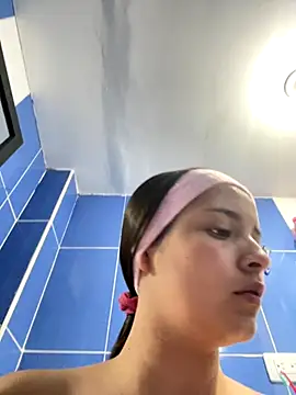 Snapshot of Mia_jhoonson chatting on 11-01-25, 11:09 Mia jhoonson online show from 11-01-25, 11:09