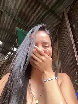 Mia jhoonson online show from 11-14-25, 05:27