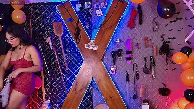 Warick and Aria bdsm  online show from 11-01-25, 08:14