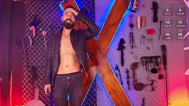 Warick and Aria bdsm  online show from 09-17-25, 07:38