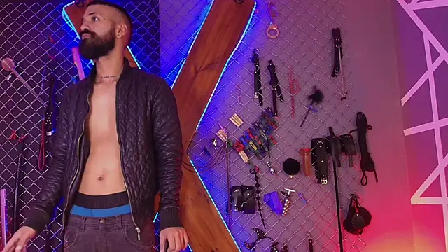 Warick and Aria bdsm  online show from 09-30-25, 07:31