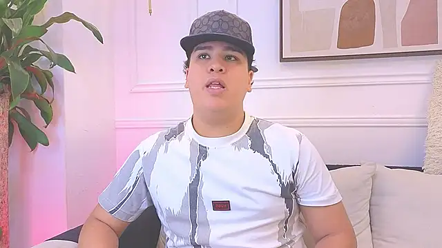 Snapshot of Naim_Bennetsex chatting on 02-27-26, 02:34 Naim Bennetsex online show from 02-27-26, 02:34