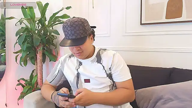 Naim Bennetsex online show from 10-28-25, 07:02