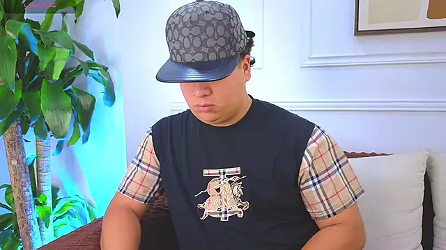 Snapshot of Naim_Bennetsex chatting on 05-30-26, 06:35 Naim Bennetsex online show from 05-30-26, 06:35