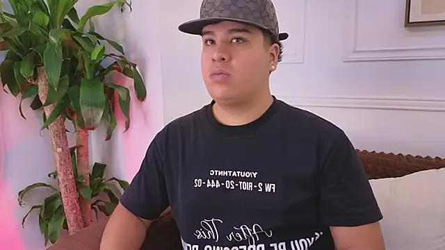 Naim Bennetsex online show from 04-13-26, 06:56