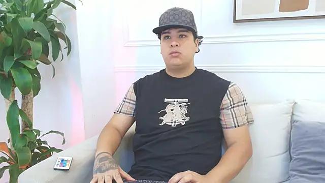 Naim Bennetsex online show from 12-22-25, 06:19