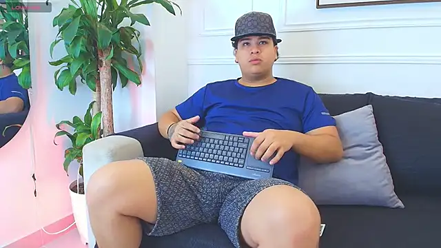 Naim Bennetsex online show from 10-29-25, 06:51