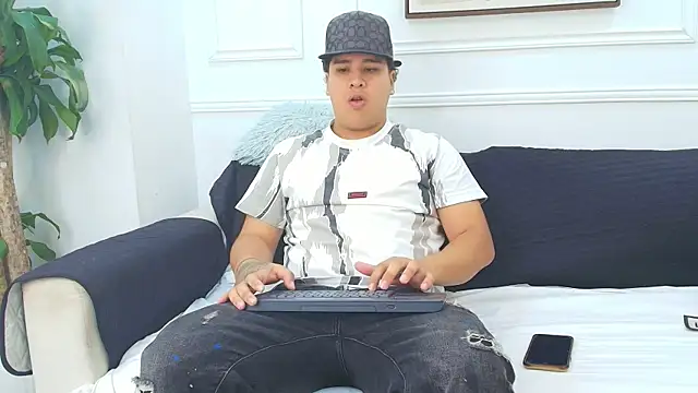 Naim Bennetsex online show from 10-11-25, 06:31