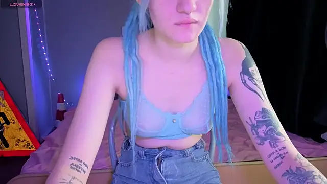 Snapshot of Elieiza_xo chatting on 07-16-26, 09:06 Elieiza xo online show from 07-16-26, 09:06