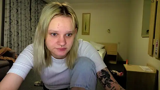 Elieiza xo online show from 05-27-26, 06:59