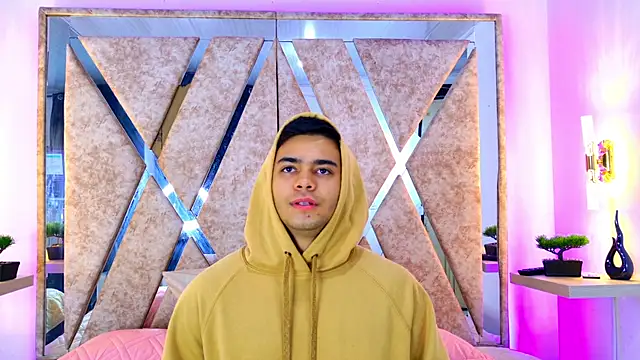 jayd muscle online show from 12-17-25, 05:23