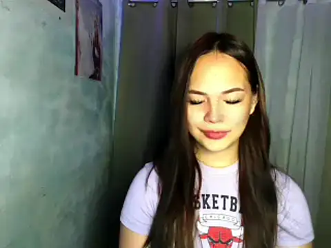sweetsassyxx online show from 05-13-26, 01:45