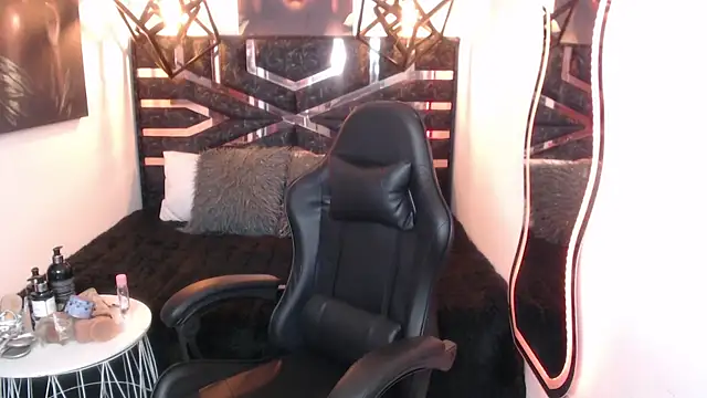 Natalie loffreda online show from 04-13-26, 07:40