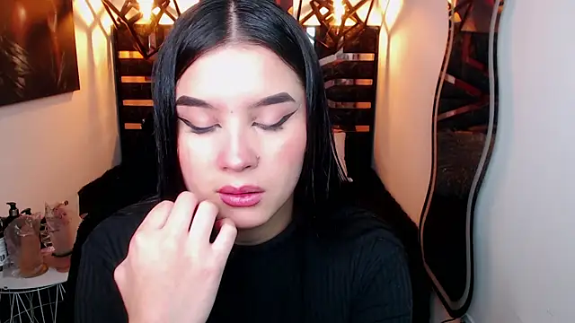 Natalie loffreda online show from 04-14-26, 07:52