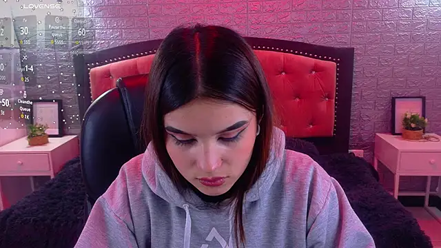 Natalie loffreda online show from 11-08-25, 03:10