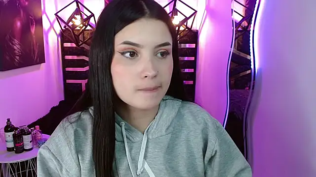 Natalie loffreda online show from 06-05-26, 08:03