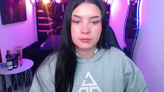 Natalie loffreda online show from 05-19-26, 07:54