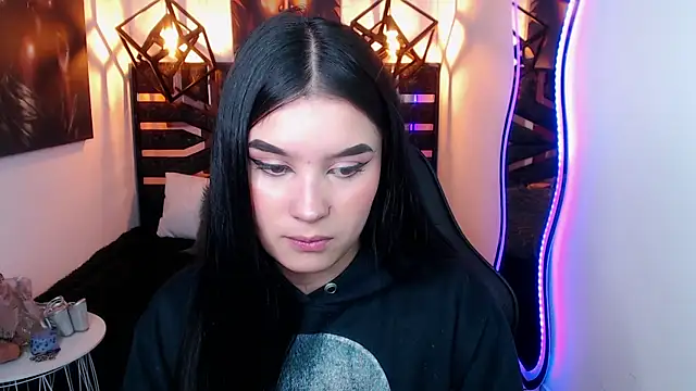 Natalie loffreda online show from 04-15-26, 07:40