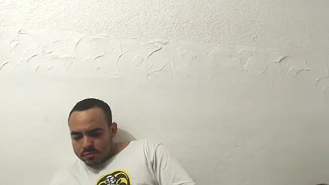 Ana ThiagoxX online show from 05-15-26, 11:25