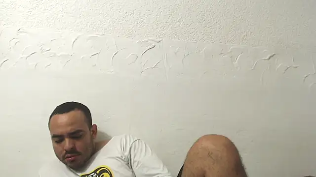 Ana ThiagoxX online show from 05-15-26, 11:36