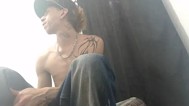 Dan jonson15 online show from 10-19-25, 03:37