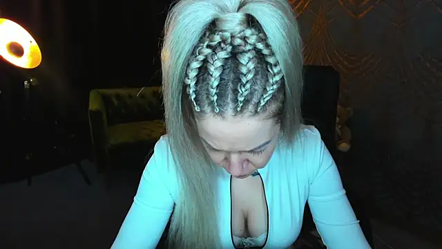Anna Snows online show from 04-28-26, 05:12