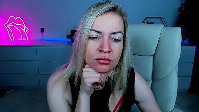 Anna Snows online show from 09-29-25, 05:03