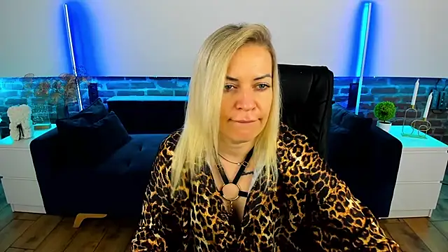 Anna Snows online show from 09-23-25, 12:12