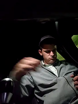 cumitted online show from 11-11-25, 04:18