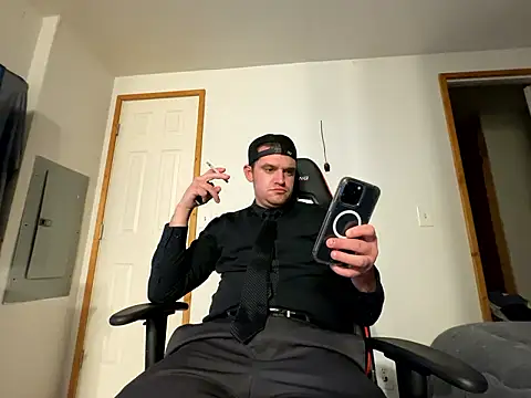 cumitted online show from 01-11-26, 05:14