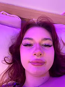 RoxyDoll  online show from 10-05-25, 03:47