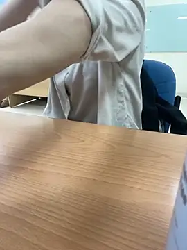 -NhaKy22 online show from 12-05-25, 02:21