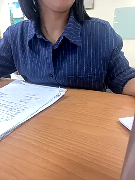 -NhaKy22 online show from 10-22-25, 01:27