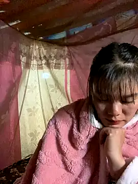 PhanHaa online show from 11-27-25, 12:49