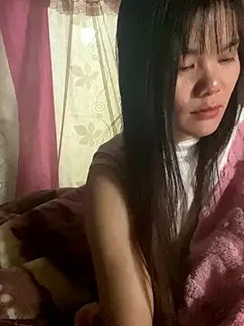 PhanHaa online show from 11-15-25, 02:10