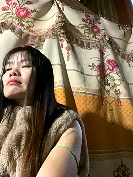 PhanHaa online show from 11-28-25, 12:55