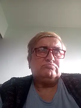 Sonya51561 online show from 10-08-25, 01:34