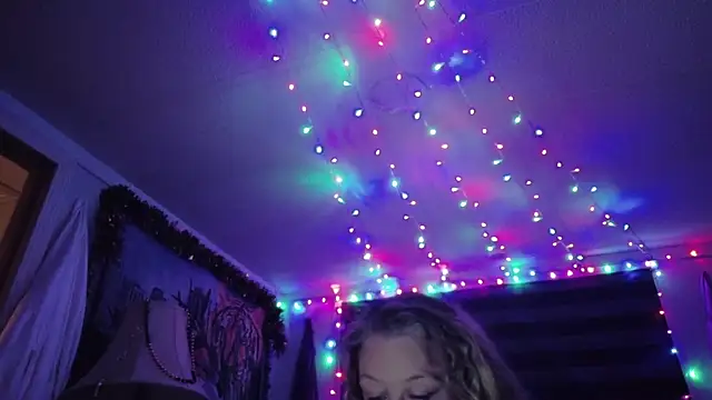 HotRedYeag online show from 10-10-25, 07:42