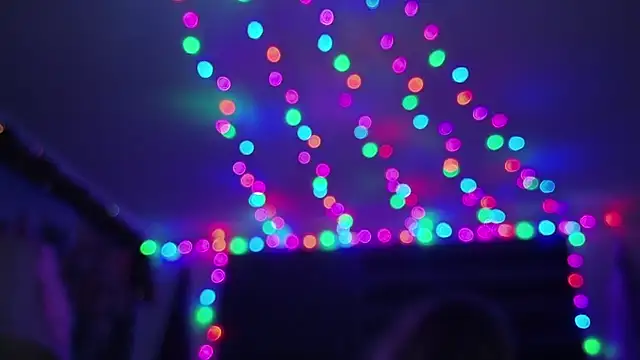 HotRedYeag online show from 10-25-25, 07:07