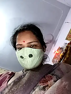 Snapshot of Riya_hot12 chatting on 10-02-25, 04:32 Riya hot12 online show from 10-02-25, 04:32