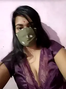 Snapshot of Riya_hot12 chatting on 10-11-25, 03:57 Riya hot12 online show from 10-11-25, 03:57
