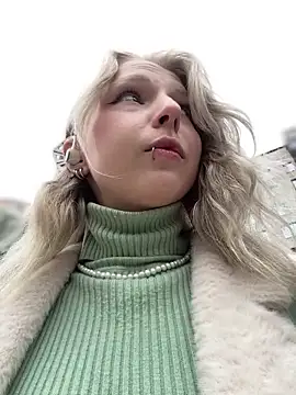 EveLittleSinner online show from 10-05-25, 02:19