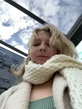 EveLittleSinner online show from 10-19-25, 11:02