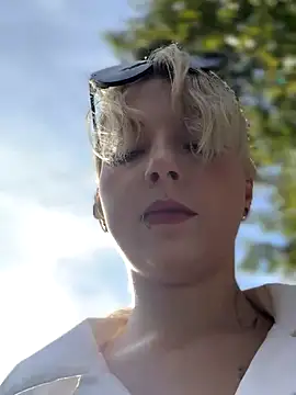 EveLittleSinner online show from 09-12-25, 09:42