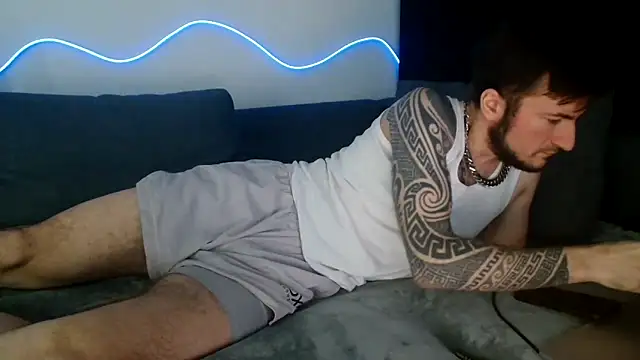 th1  online show from 02-22-26, 02:36