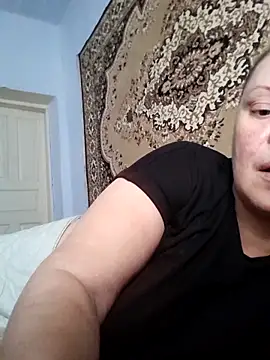 Snapshot of JillOKissx chatting on 10-02-25, 06:06 JillOKissx online show from 10-02-25, 06:06