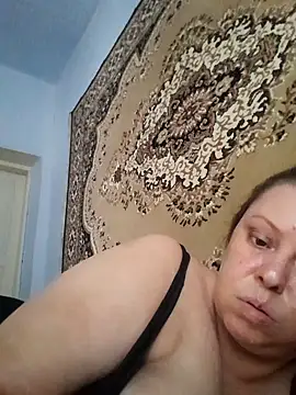 Snapshot of JillOKissx chatting on 09-17-25, 07:32 JillOKissx online show from 09-17-25, 07:32