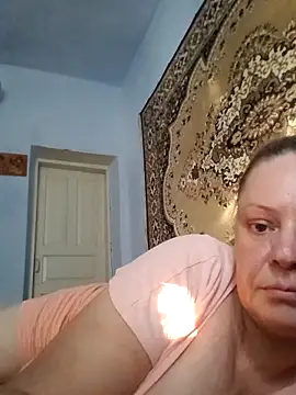 Snapshot of JillOKissx chatting on 09-10-25, 05:28 JillOKissx online show from 09-10-25, 05:28