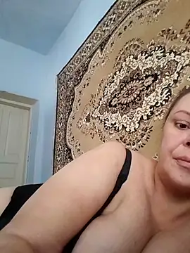 Snapshot of JillOKissx chatting on 09-27-25, 07:03 JillOKissx online show from 09-27-25, 07:03