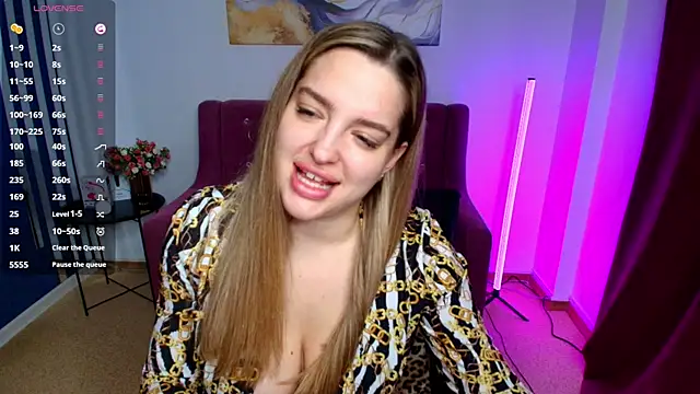 Emma  Ross online show from 05-25-26, 01:49